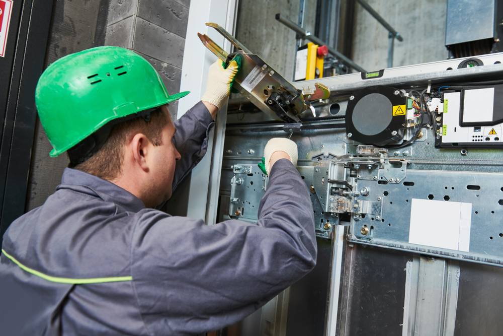 recommended-elevator-servicing-frequency 